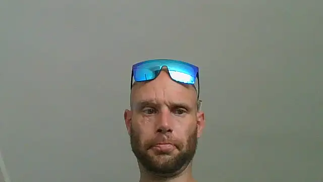 Snapshot of CaptCraker chatting on May 20, 2026, 8:59 pm CaptCraker online show from May 20, 2026, 8:59 pm