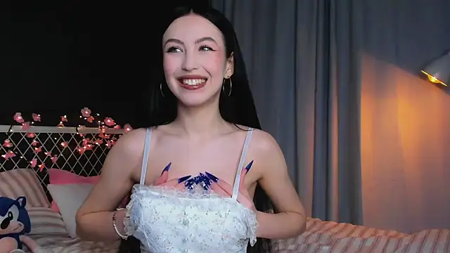Snapshot of lizaa_breeze chatting on May 8, 2026, 6:13 pm lizaa breeze online show from May 8, 2026, 6:13 pm