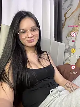 Snapshot of Eunice_Celestial2 chatting on May 4, 2026, 2:24 pm Eunice Celestial2 online show from May 4, 2026, 2:24 pm