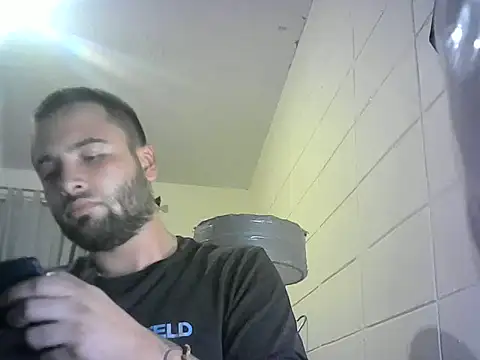 Snapshot of Relk130p chatting on April 11, 2026, 8:40 am Relk130p online show from April 11, 2026, 8:40 am
