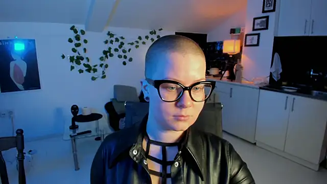 Snapshot of VexaVeylish chatting on April 22, 2026, 5:25 pm VexaVeylish online show from April 22, 2026, 5:25 pm