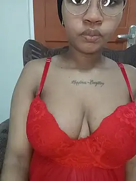 Hotsexyberry222 online show from July 26, 2026, 7:26 am
