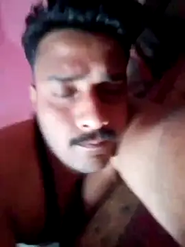 Decentlover67 online show from April 19, 2026, 11:09 am