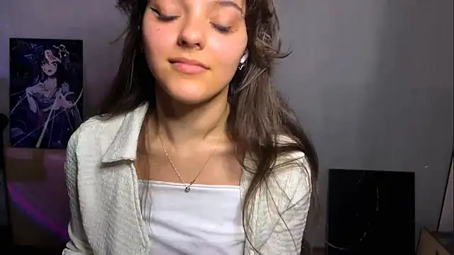 CareyDevan online show from April 22, 2026, 2:18 pm