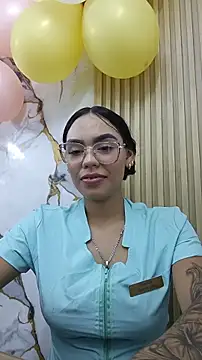 daniela-sexy online show from June 18, 2026, 12:33 am