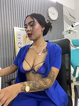 Snapshot of daniela-sexy chatting on June 30, 2026, 3:02 pm daniela-sexy online show from June 30, 2026, 3:02 pm
