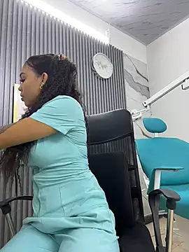 Snapshot of daniela-sexy chatting on July 2, 2026, 3:51 pm daniela-sexy online show from July 2, 2026, 3:51 pm