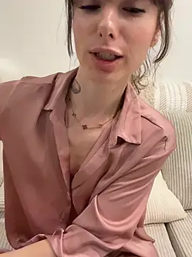 Snapshot of xsugarbabe chatting on March 24, 2026, 6:13 pm xsugarbabe online show from March 24, 2026, 6:13 pm