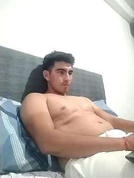 FRANK TULOKILLO online show from April 5, 2026, 11:35 pm