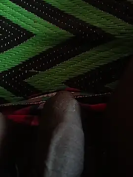 kingcouple89 online show from April 3, 2026, 4:21 am