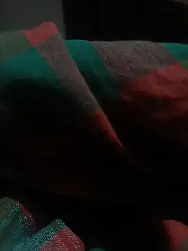 kingcouple89 online show from April 18, 2026, 1:26 pm