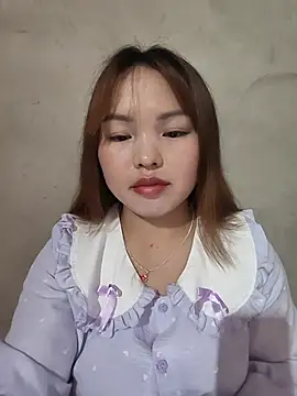 Snapshot of Mina_xYx chatting on June 26, 2026, 4:11 pm Mina xYx online show from June 26, 2026, 4:11 pm