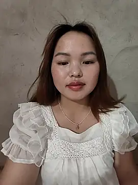 Snapshot of Mina_xYx chatting on July 4, 2026, 4:29 am Mina xYx online show from July 4, 2026, 4:29 am