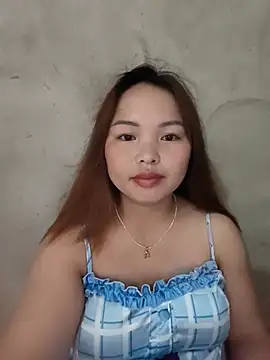Snapshot of Mina_xYx chatting on July 17, 2026, 8:54 am Mina xYx online show from July 17, 2026, 8:54 am