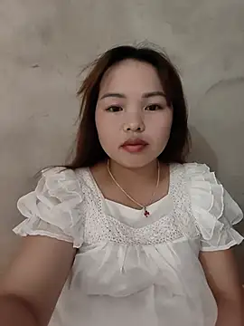 Snapshot of Mina_xYx chatting on July 18, 2026, 3:11 am Mina xYx online show from July 18, 2026, 3:11 am