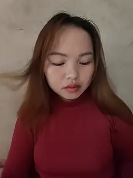 Snapshot of Mina_xYx chatting on July 23, 2026, 2:42 am Mina xYx online show from July 23, 2026, 2:42 am