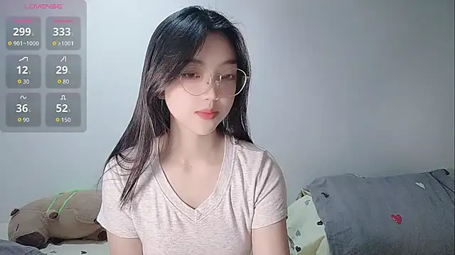 oblakitty  online show from March 23, 2026, 1:31 am