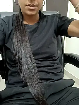 aushi rajput online show from April 1, 2026, 9:01 pm