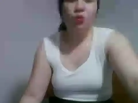 Tits28-2 online show from May 14, 2026, 2:51 am