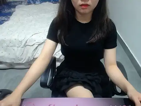 Snapshot of Aly_babe19y chatting on March 15, 2026, 3:40 pm Aly babe19y online show from March 15, 2026, 3:40 pm