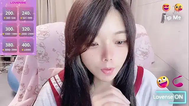 Snapshot of Puting_q chatting on May 13, 2026, 2:36 pm Puting q online show from May 13, 2026, 2:36 pm