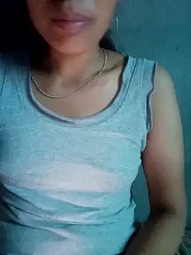 Snapshot of Leiley_98 chatting on June 30, 2026, 12:44 am Leiley 98 online show from June 30, 2026, 12:44 am