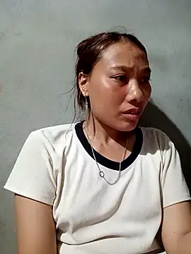 Snapshot of Leiley_98 chatting on July 7, 2026, 1:59 pm Leiley 98 online show from July 7, 2026, 1:59 pm