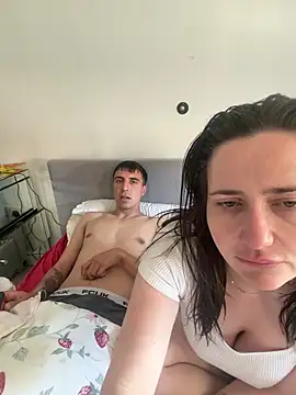 Siren  xxx online show from April 27, 2026, 6:44 am