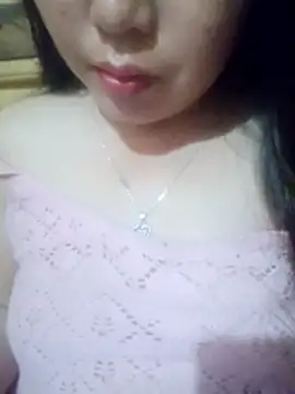 Snapshot of Abi-ni chatting on August 1, 2026, 6:40 pm Abi-ni online show from August 1, 2026, 6:40 pm