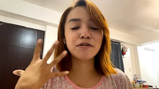 NoreenPierotti online show from March 19, 2026, 1:26 pm