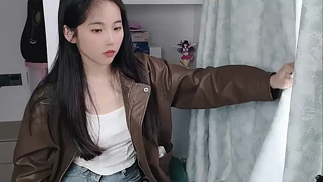 MIAOMIAO-666 online show from May 4, 2026, 9:27 am