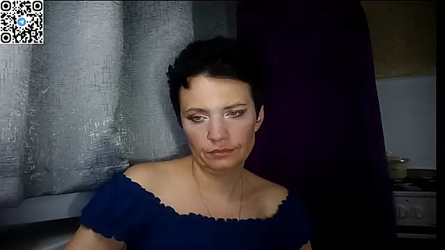 Snapshot of HotMamaQueen234 chatting on June 21, 2026, 10:01 pm HotMamaQueen234 online show from June 21, 2026, 10:01 pm