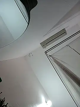 Victoria mila online show from March 24, 2026, 3:44 am