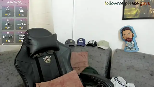 sweetlatinoboy online show from June 7, 2026, 12:09 pm