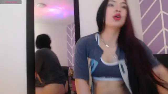 Snapshot of Scarlet_queen4 chatting on June 3, 2026, 2:55 pm Scarlet queen4 online show from June 3, 2026, 2:55 pm