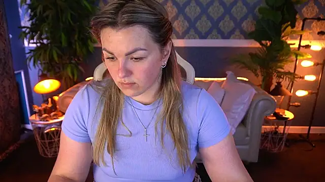 AlissyaGrayy online show from June 23, 2026, 12:47 pm