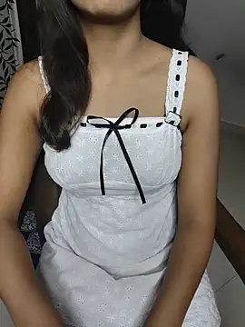 myra77 online show from June 15, 2026, 5:59 pm