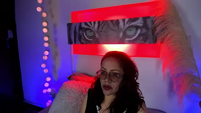 Snapshot of Mariia_Paulaa chatting on June 17, 2026, 4:15 am Mariia Paulaa online show from June 17, 2026, 4:15 am