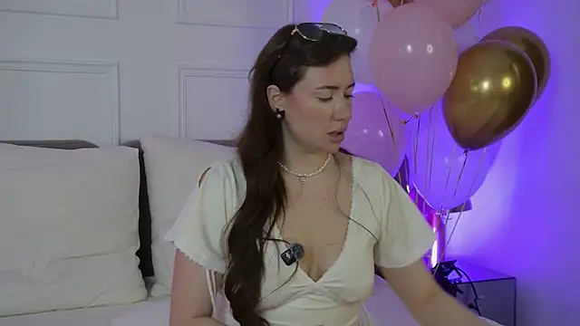 Snapshot of MeganStrane chatting on May 21, 2026, 6:20 am MeganStrane online show from May 21, 2026, 6:20 am