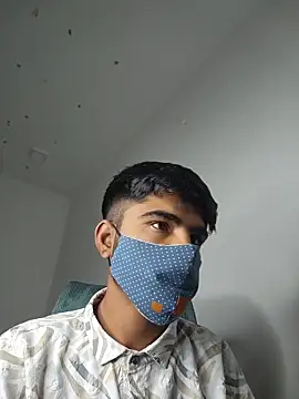 Snapshot of mavin_ chatting on May 2, 2026, 9:09 pm mavin online show from May 2, 2026, 9:09 pm