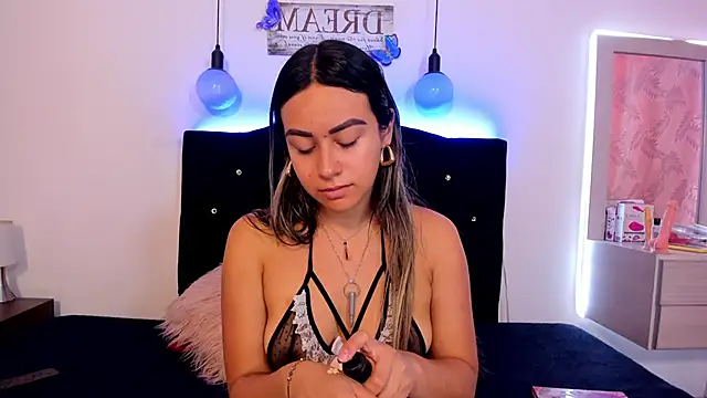 Sia messy online show from March 19, 2026, 1:37 pm