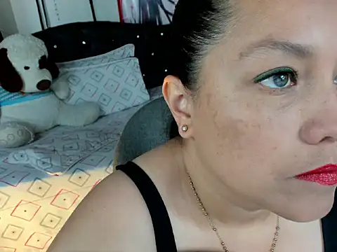 PenelopeSuency online show from March 19, 2026, 2:21 pm