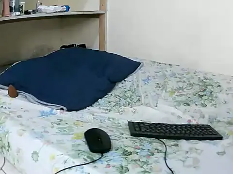 Snapshot of mutshekw chatting on March 24, 2026, 6:40 am mutshekw online show from March 24, 2026, 6:40 am