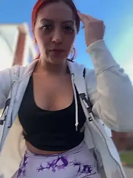 Snapshot of Queen_Scatlett chatting on July 10, 2026, 12:30 pm Queen Scatlett online show from July 10, 2026, 12:30 pm
