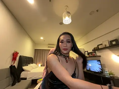 Ur topQeents online show from April 21, 2026, 2:04 am