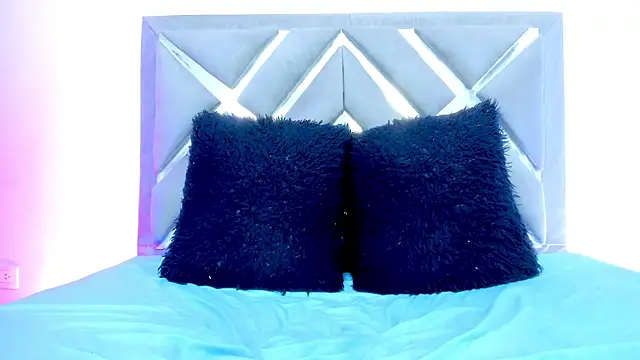 Emmaa sweeet  online show from March 24, 2026, 7:30 pm