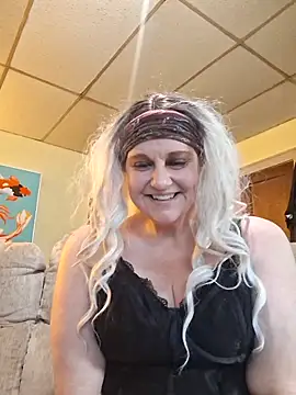PiSeas online show from May 28, 2026, 8:28 pm