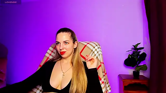 Alexandracandy online show from March 31, 2026, 12:49 pm