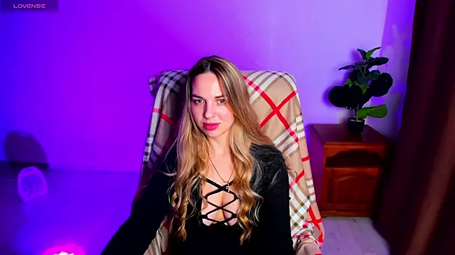 Alexandracandy online show from April 2, 2026, 12:25 pm