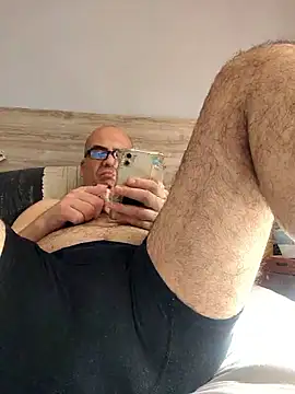 Snapshot of Guapo007sexy chatting on May 30, 2026, 4:04 pm Guapo007sexy online show from May 30, 2026, 4:04 pm